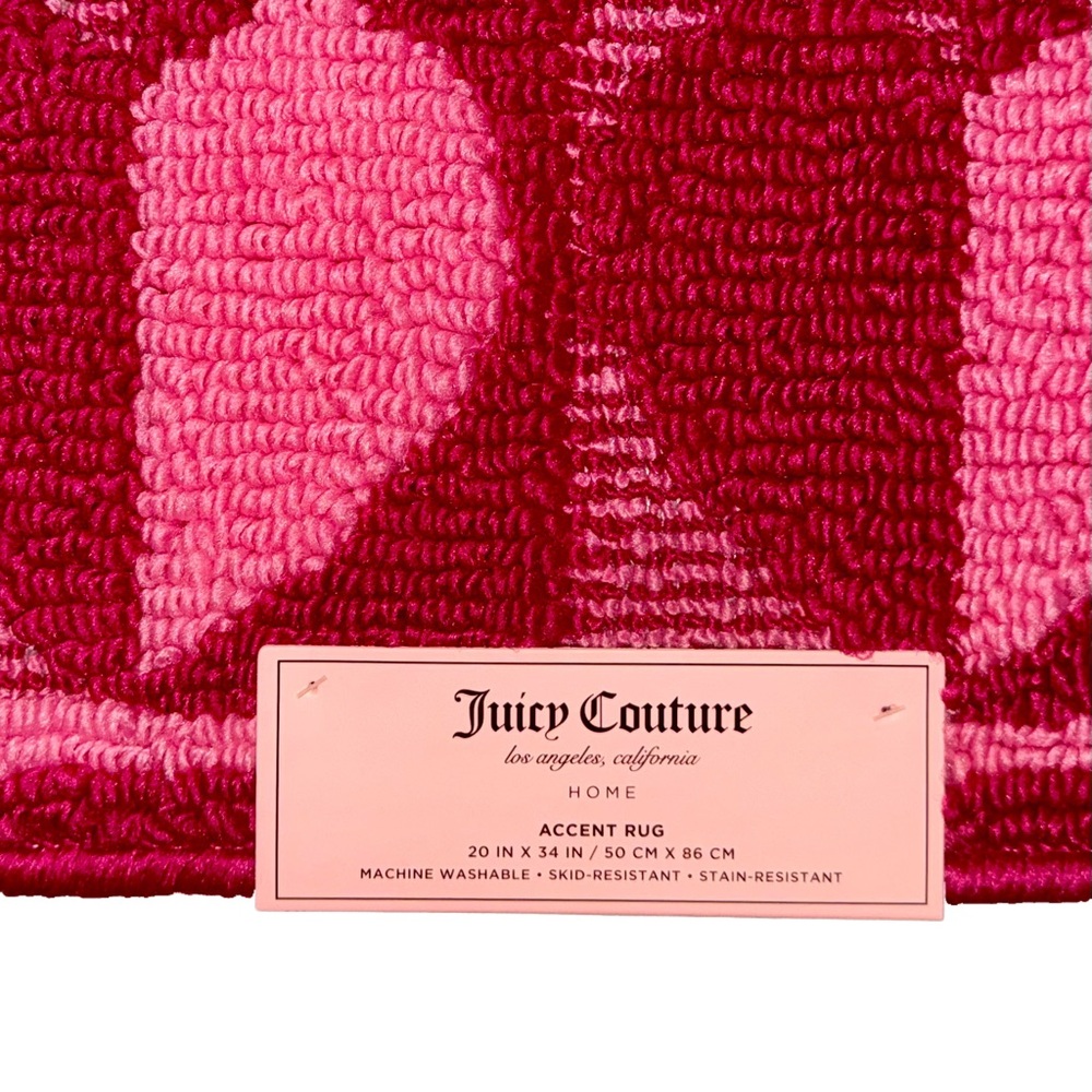 **SOLD** Juicy Couture Home Valentine’s Day Decor Hot Pink Hearts Accent Rug - Picture 3 of 7